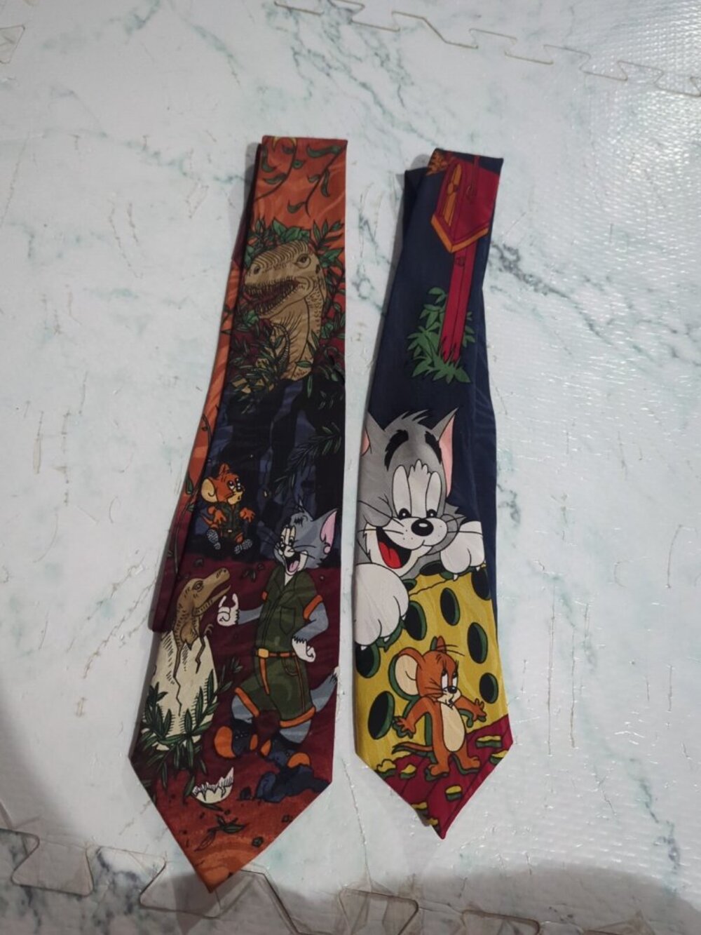 Vintage 1994 Tom & Jerry Current Affairs Turner Necktie Tie Lot Of 2 Dinosaur